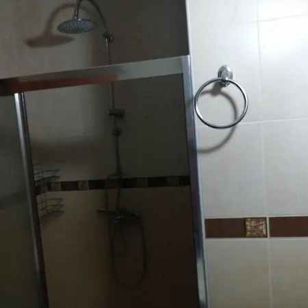 In Del Sol דירה פרימורסקו